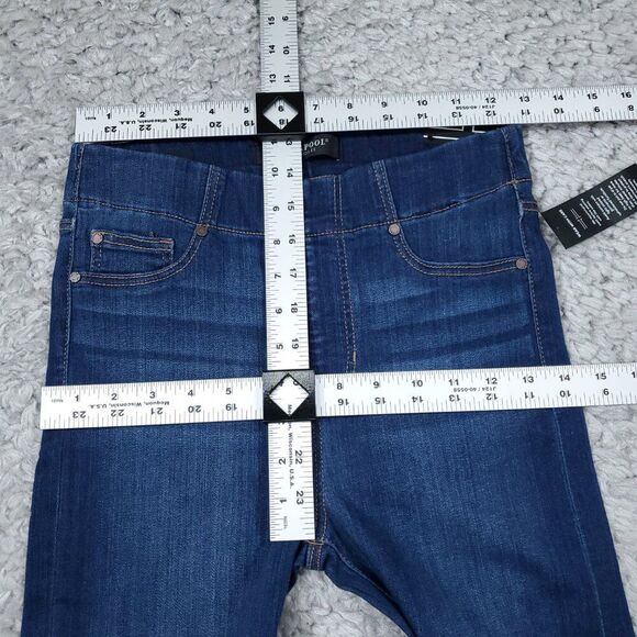 Liverpool Chloe Bermuda Pull On Stretch Jean Shorts Size 2 26 Blue Rolled - Picture 8 of 9